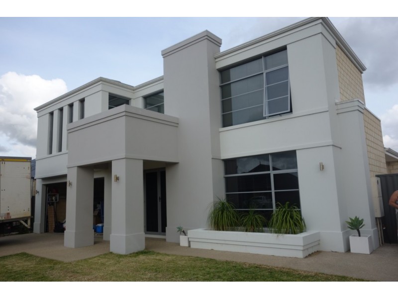 9 Baldessin Avenue, Harrisdale WA 6112