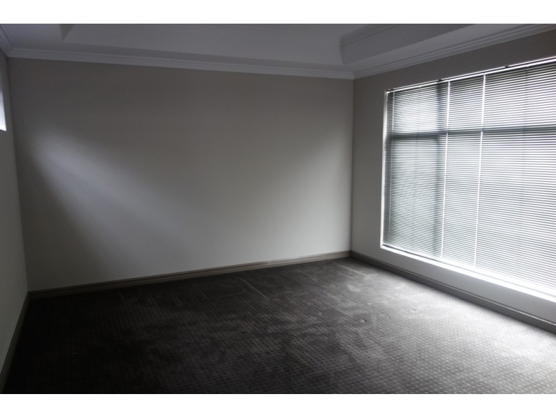 9 Baldessin Avenue, Harrisdale WA 6112