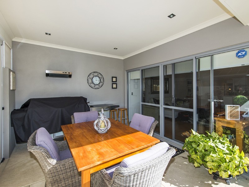 4 Eaton Lane, Southern River WA 6110