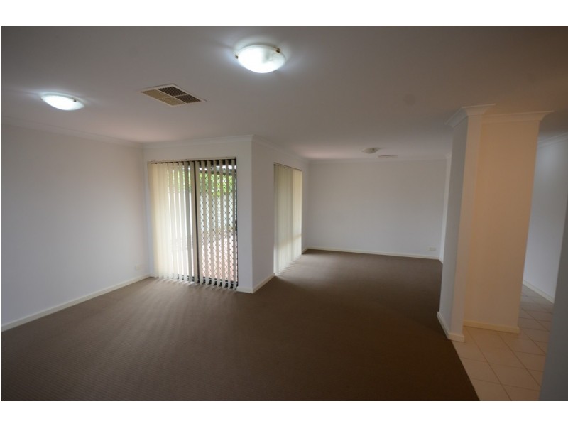 24 Jerrat  Mews, Atwell WA 6164