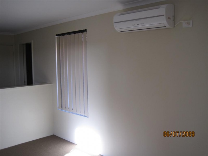 17/1 Coojong Link, Success WA 6164