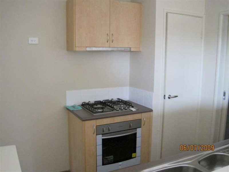 17/1 Coojong Link, Success WA 6164