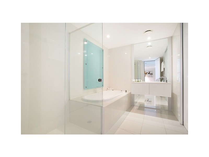 2608/9 Hamilton Avenue, Surfers Paradise QLD 4217