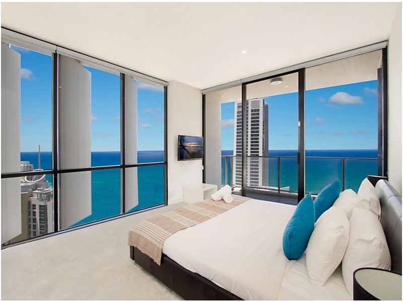 Sub-Penthouse ‘Circle on Cavill’ 9 Ferny Avenue, Surfers Paradise QLD 4217