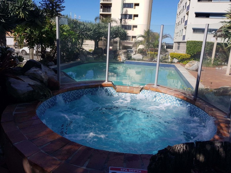 10 Vista Street, Surfers Paradise QLD 4217