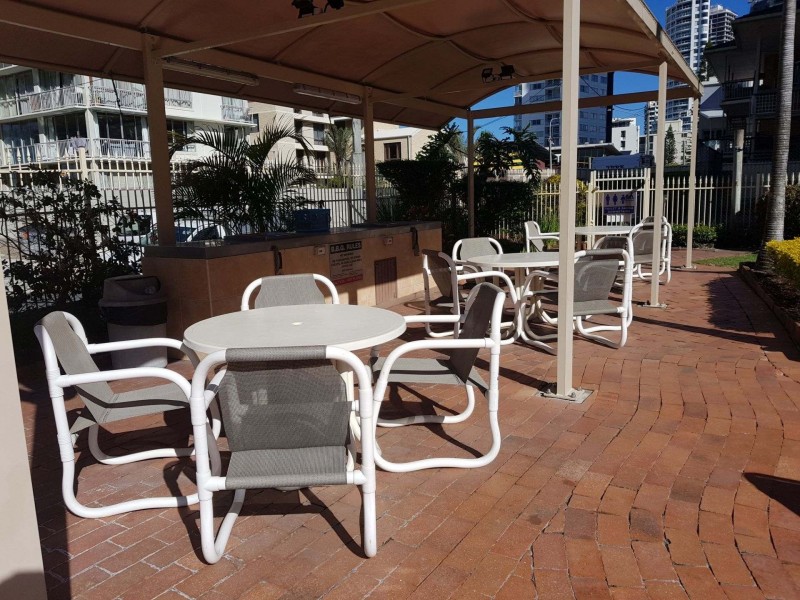 10 Vista Street, Surfers Paradise QLD 4217