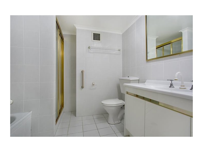 26/2940 Gold Coast Highway, Surfers Paradise QLD 4217