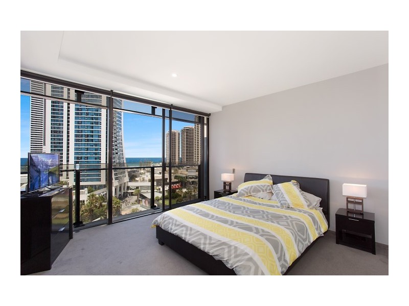 9 Ferny Ave, Surfers Paradise QLD 4217