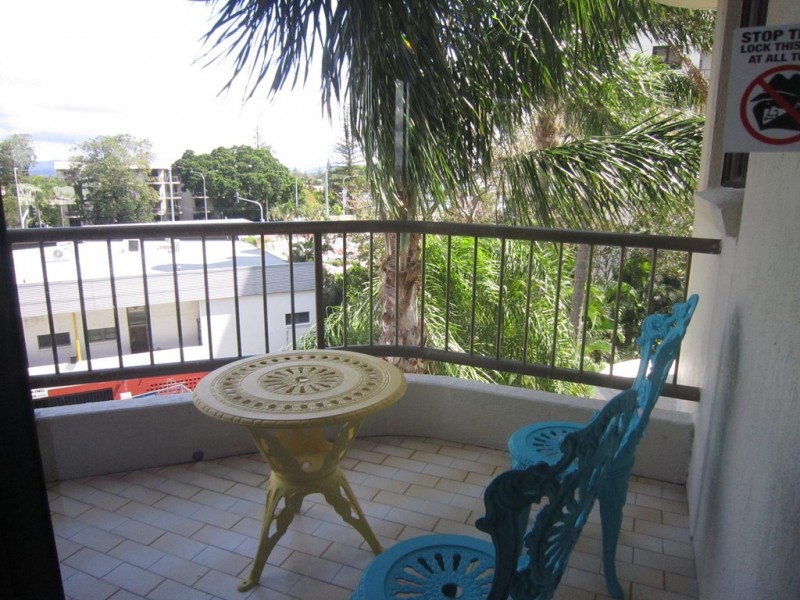 19 Aubrey Street, Surfers Paradise QLD 4217