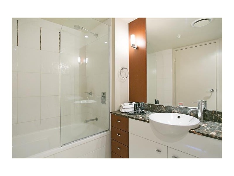 3185/23 Ferny Avenue, Surfers Paradise QLD 4217