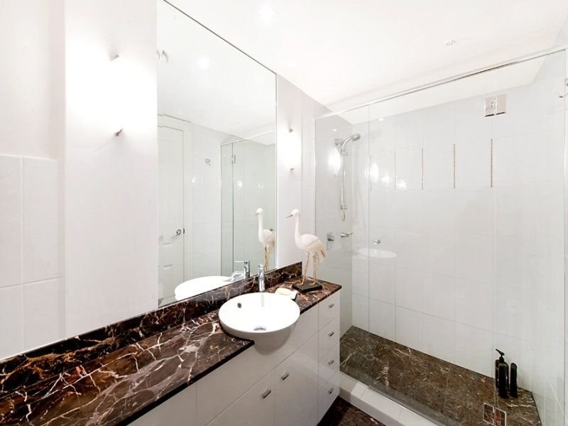 Apt 1332 ‘Chevron Reniassance’ 23 Ferny Avenue, Surfers Paradise QLD 4217