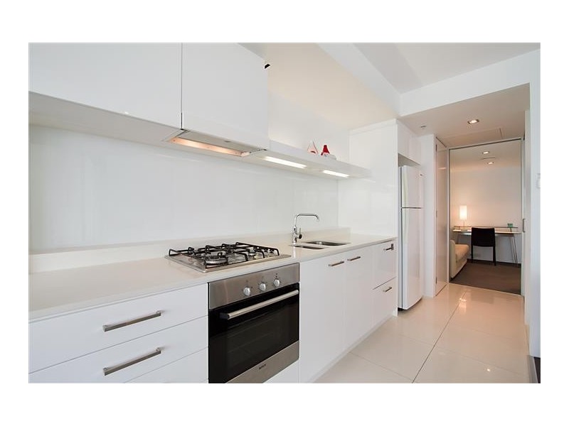 1008/9 Hamilton Avenue, Surfers Paradise QLD 4217
