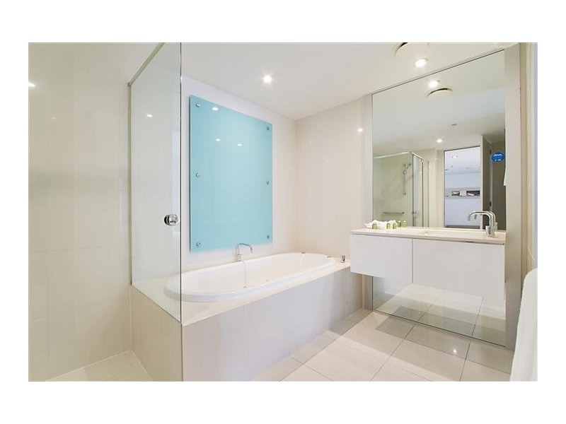 1008/9 Hamilton Avenue, Surfers Paradise QLD 4217