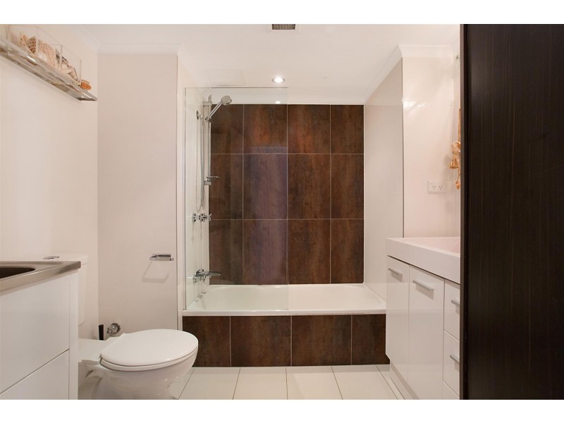 41/19 Aubrey Street, Surfers Paradise QLD 4217