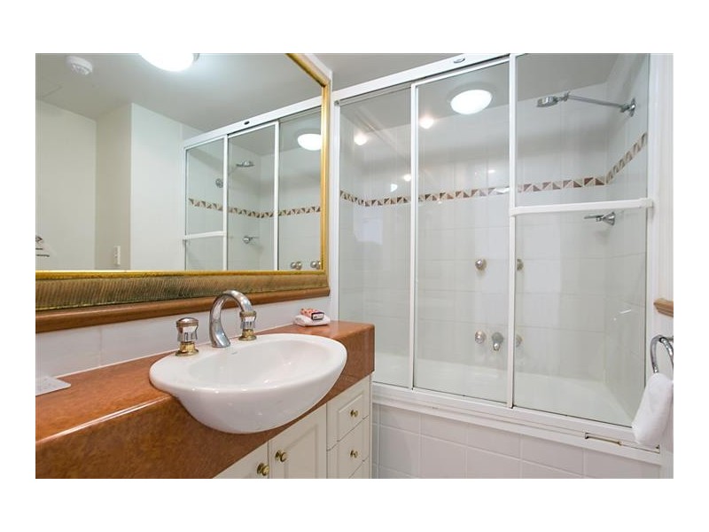 2701/26 Queensland Avenue, Broadbeach QLD 4218