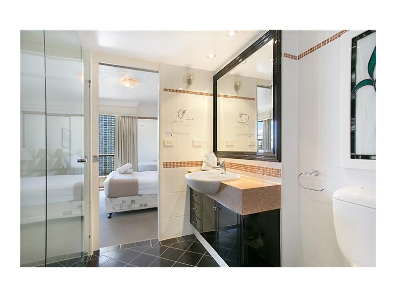 1902/5 Enderley Avenue, Surfers Paradise QLD 4217