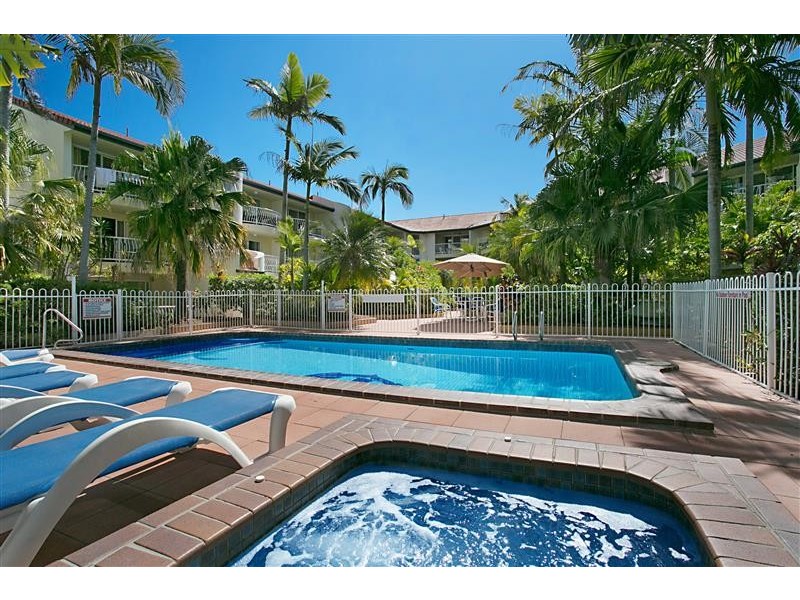 11/27 Peninsular Drive, Surfers Paradise QLD 4217