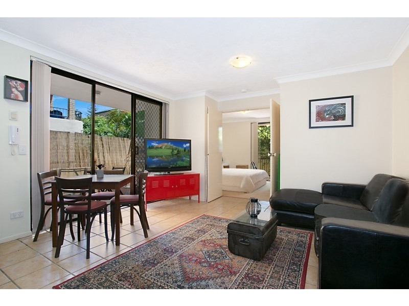 3/15 Britannia Avenue, Broadbeach QLD 4218