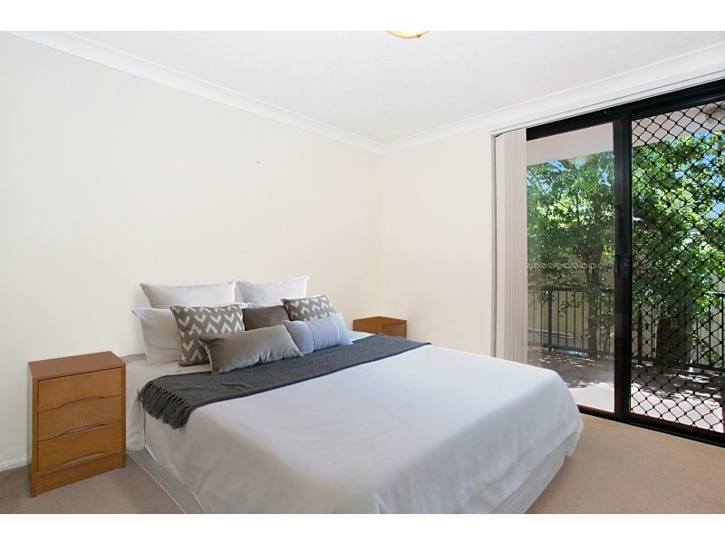 3/15 Britannia Avenue, Broadbeach QLD 4218