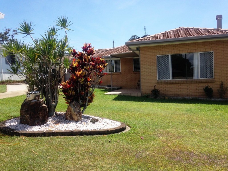 33 Inveray Street, Benowa QLD 4217