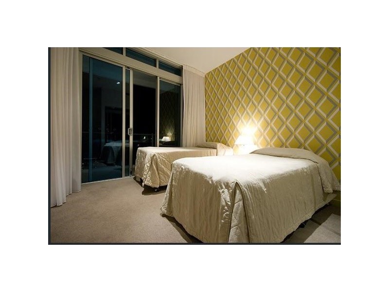 2504/18 Enderley Avenue, Surfers Paradise QLD 4217