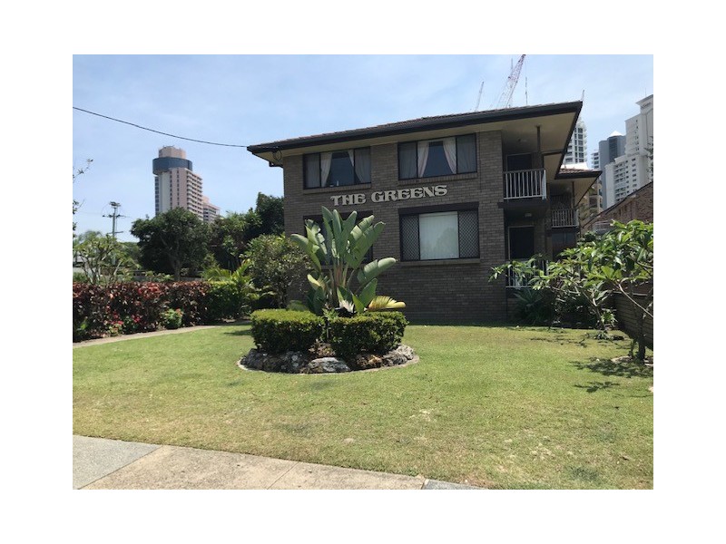 13 Armrick Avenue, Broadbeach QLD 4218