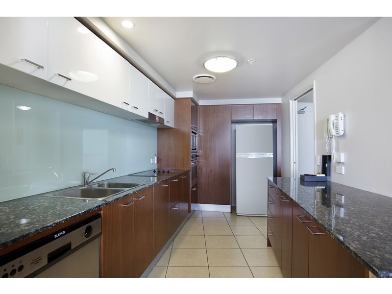 Apt 2372 ‘Chevron Renaissance’ 23 Ferny Avenue, Surfers Paradise QLD 4217