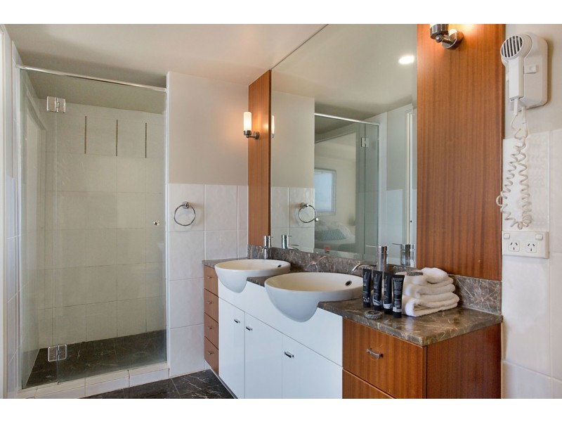 Apt 2372 ‘Chevron Renaissance’ 23 Ferny Avenue, Surfers Paradise QLD 4217