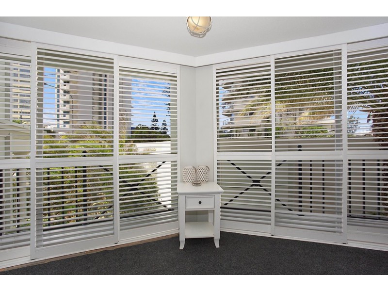 6/4 Northcliffe Terrace, Surfers Paradise QLD 4217