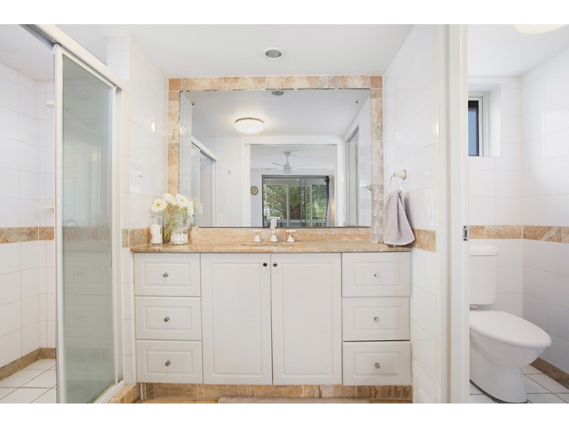 6/4 Northcliffe Terrace, Surfers Paradise QLD 4217