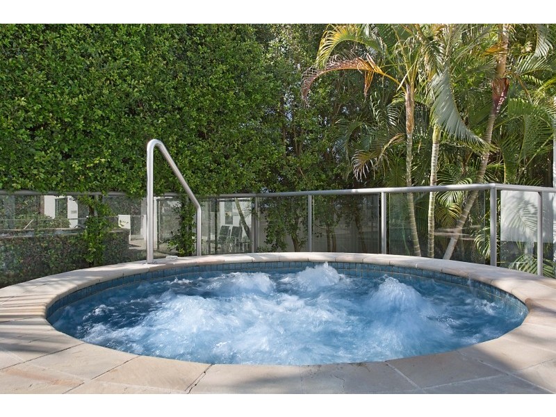 1105/2865 Gold Coast Highway, Surfers Paradise QLD 4217