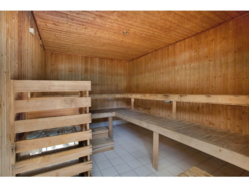 1105/2865 Gold Coast Highway, Surfers Paradise QLD 4217