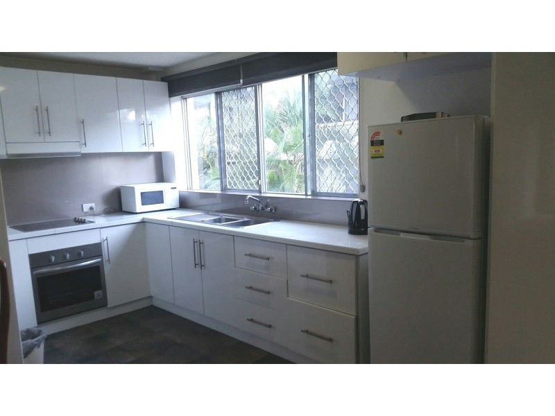 36 Markwell Avenue, Surfers Paradise QLD 4217