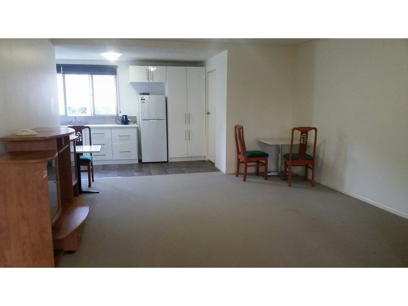 36 Markwell Avenue, Surfers Paradise QLD 4217