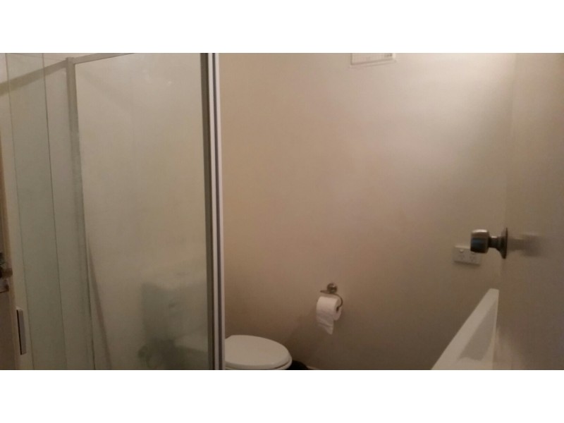 36 Markwell Avenue, Surfers Paradise QLD 4217