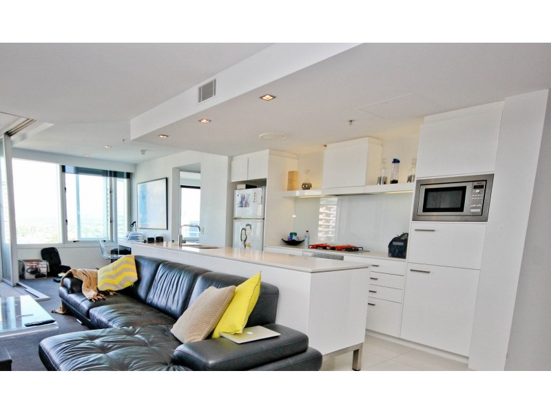9 Hamilton Avenue, Surfers Paradise QLD 4217