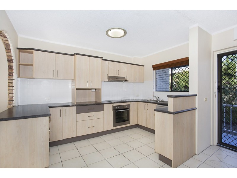 3/11 Old Burleigh Road, Surfers Paradise QLD 4217
