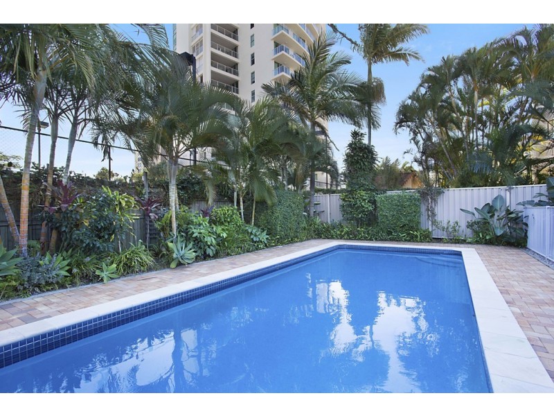 3/11 Old Burleigh Road, Surfers Paradise QLD 4217