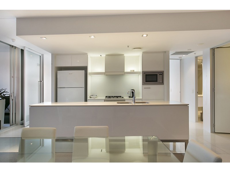 Unit 1609 ‘Q1′ 9 Hamilton Avenue, Surfers Paradise QLD 4217