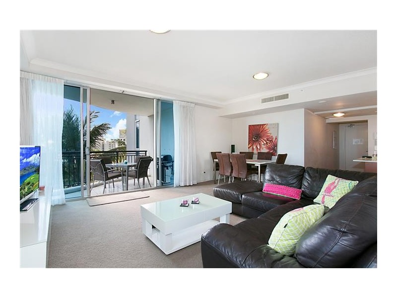 23 Ferny Avenue, Surfers Paradise QLD 4217