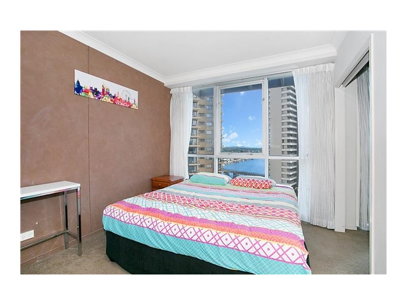 23 Ferny Avenue, Surfers Paradise QLD 4217