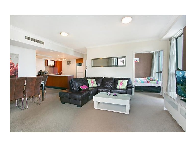 23 Ferny Avenue, Surfers Paradise QLD 4217