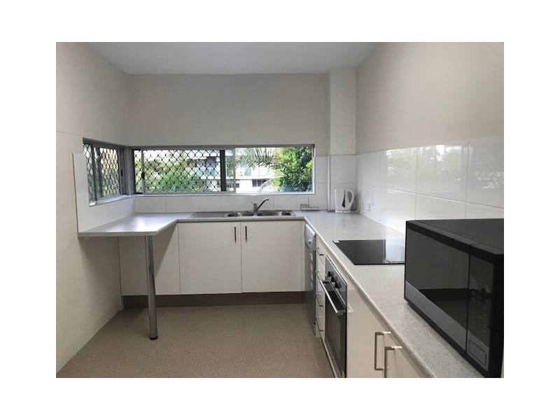 24 Laycock Street, Surfers Paradise QLD 4217