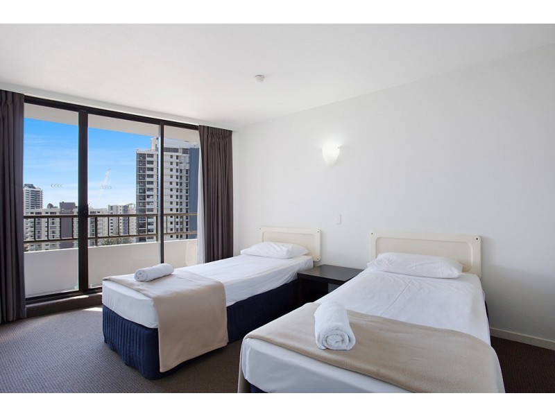Unit 15B ‘The Regent’ 18 Aubrey Street, Surfers Paradise QLD 4217