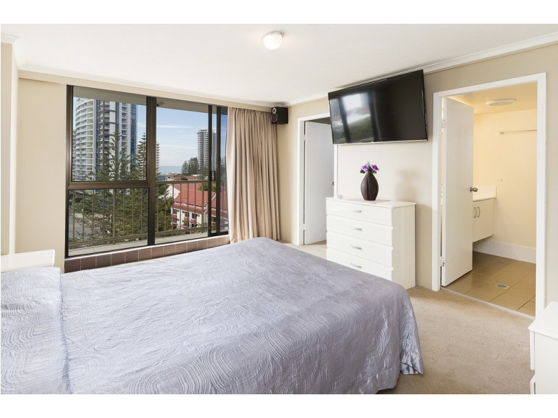 Unit 32/43 Enderley Avenue, Surfers Paradise QLD 4217