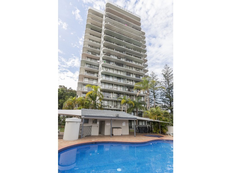 Unit 32/43 Enderley Avenue, Surfers Paradise QLD 4217