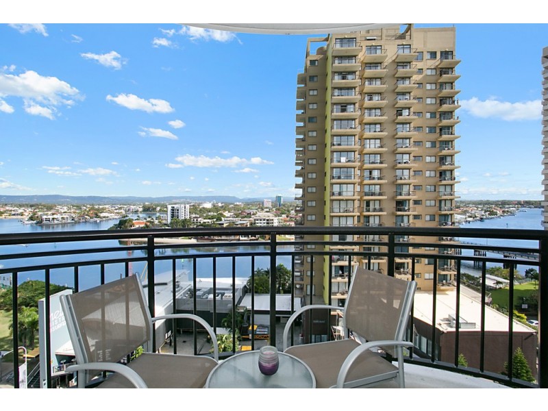 23 Ferny Avenue, Surfers Paradise QLD 4217