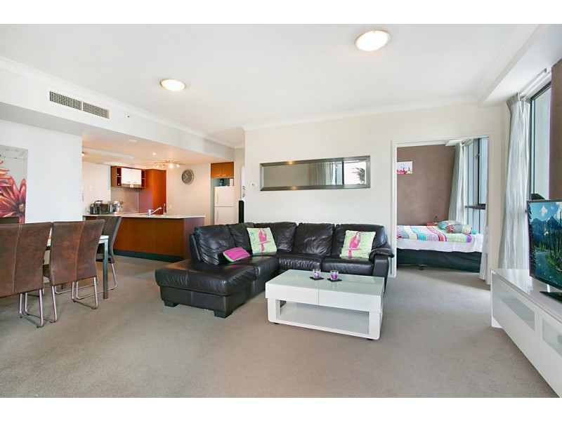 23 Ferny Avenue, Surfers Paradise QLD 4217