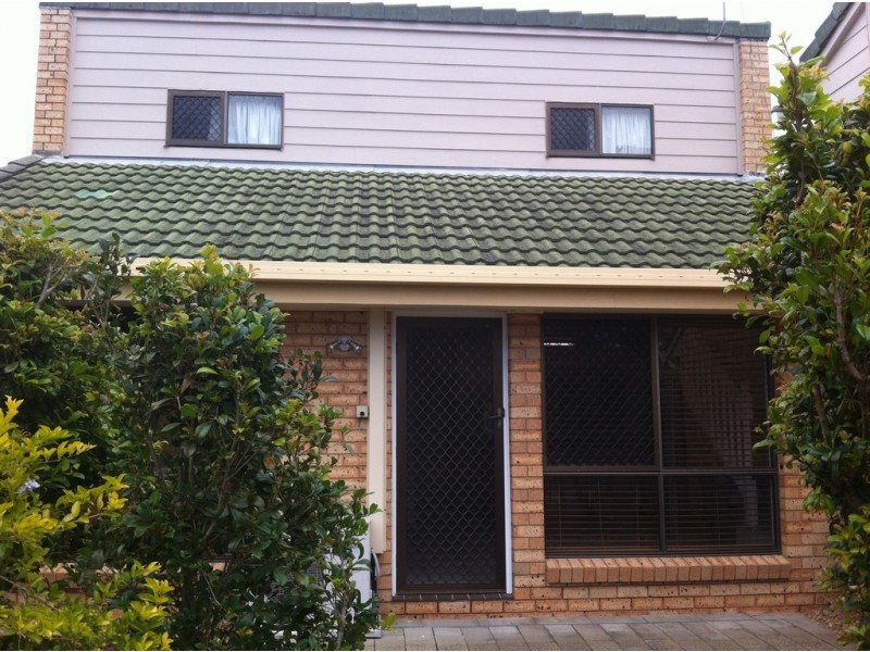 30 Sportsman Avenue, Mermaid Beach QLD 4218