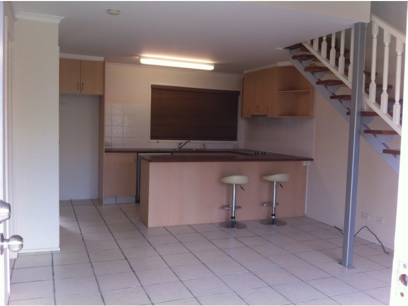 30 Sportsman Avenue, Mermaid Beach QLD 4218